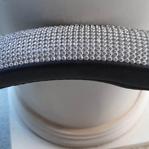 Blinged out steering wheel cover - Picture 2 of 8